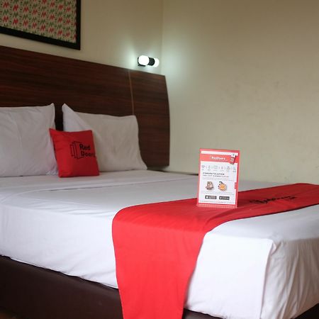 เรดดอร์ซ พลัส เนียร์ เซเนน Hotel จาการ์ตา ภายนอก รูปภาพ